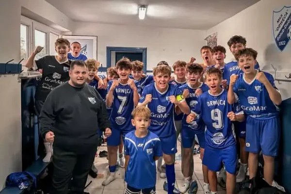 Drwęca Golub-Dobrzyń rozbiła Start Toruń 16:0. Juniorzy młodsi z kompletem punktów