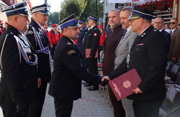 140 lat OSP Golub-Dobrzyń: Złoty Znak Związku i medale dla strażaków