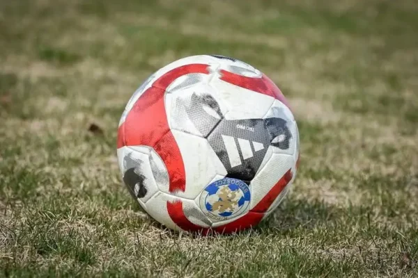 Juniorzy młodsi Drwęcy Golub-Dobrzyń przegrywają z Wisłą Nowe 2:7